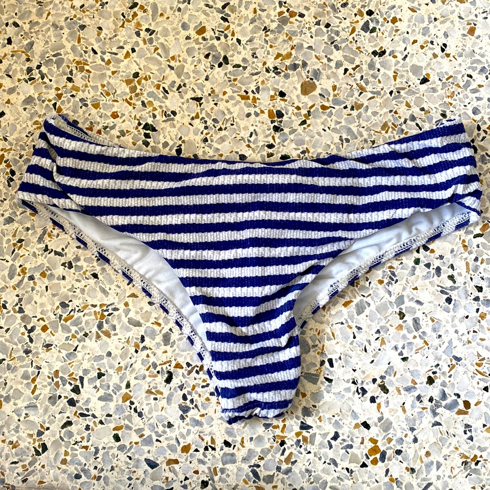 Billabong bikini bottom